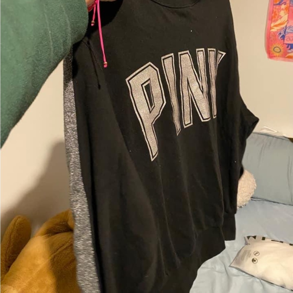 VS PINK sweater